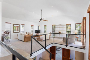 23 The Quarterdeck Large House in Noosa Heads with Pool 5 Bedrooms